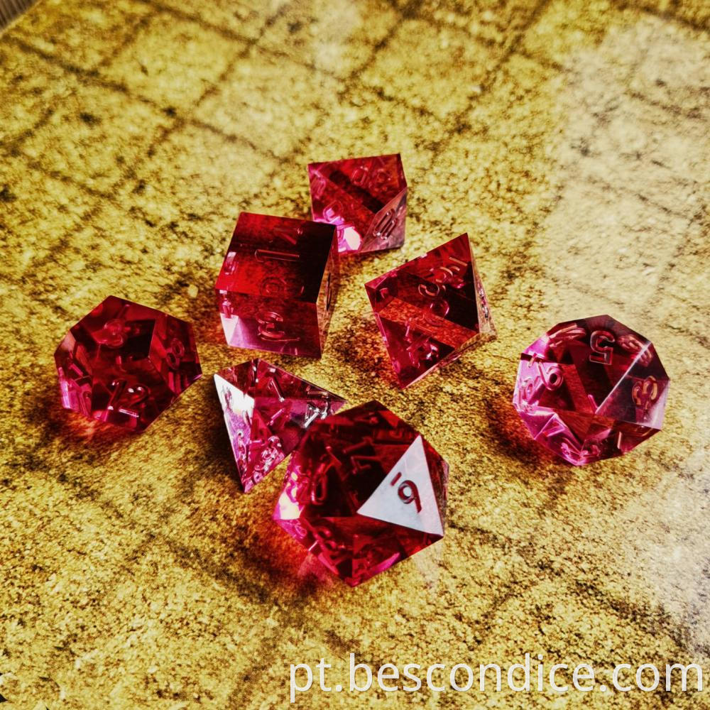 Clear Unpainted Sharp Edge Dnd Dice Set 4